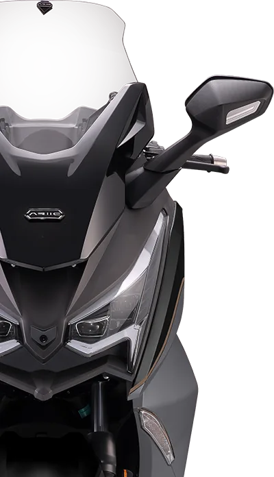 Front of the 318GT-S with the tall automatic windshield and mirrors